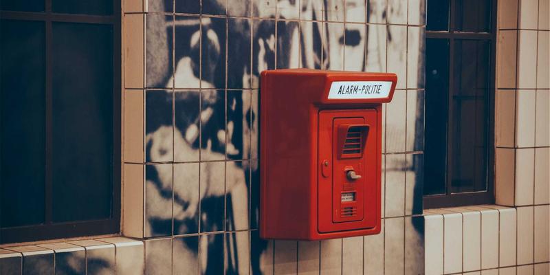 企业团队建设定制旅行：本末旅行如何通过深度游规划融合探险与协作