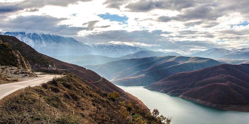 深度游欧洲：本末旅行定制古堡庄园之旅，入住历史遗产体验贵族生活与私密酒会