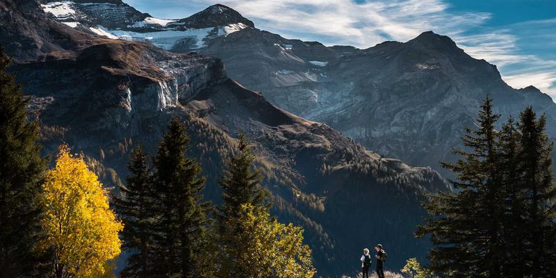 银发族慢旅行定制：融合文化探索与深度游的健康舒适之旅